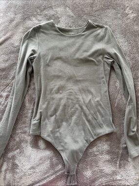 Nuuds Long Sleeve Bodysuit in mocha